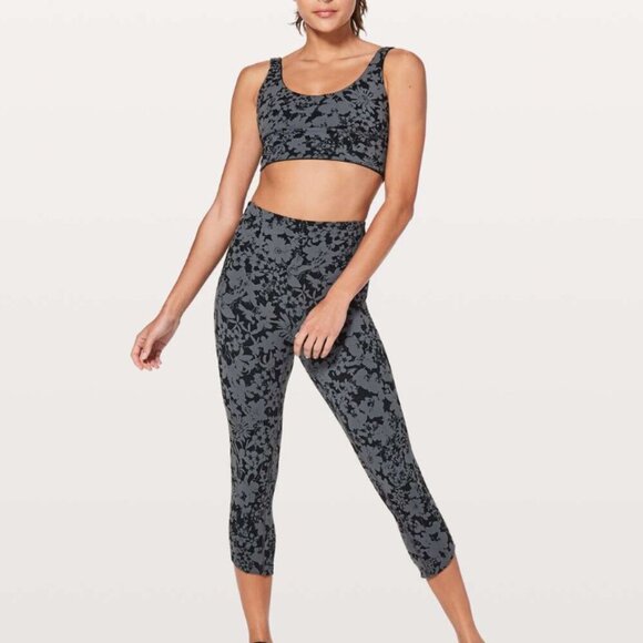 Lululemon All You Do Crop Efflorescent Nebula Floral Black Leggings size 10 - Picture 4 of 14